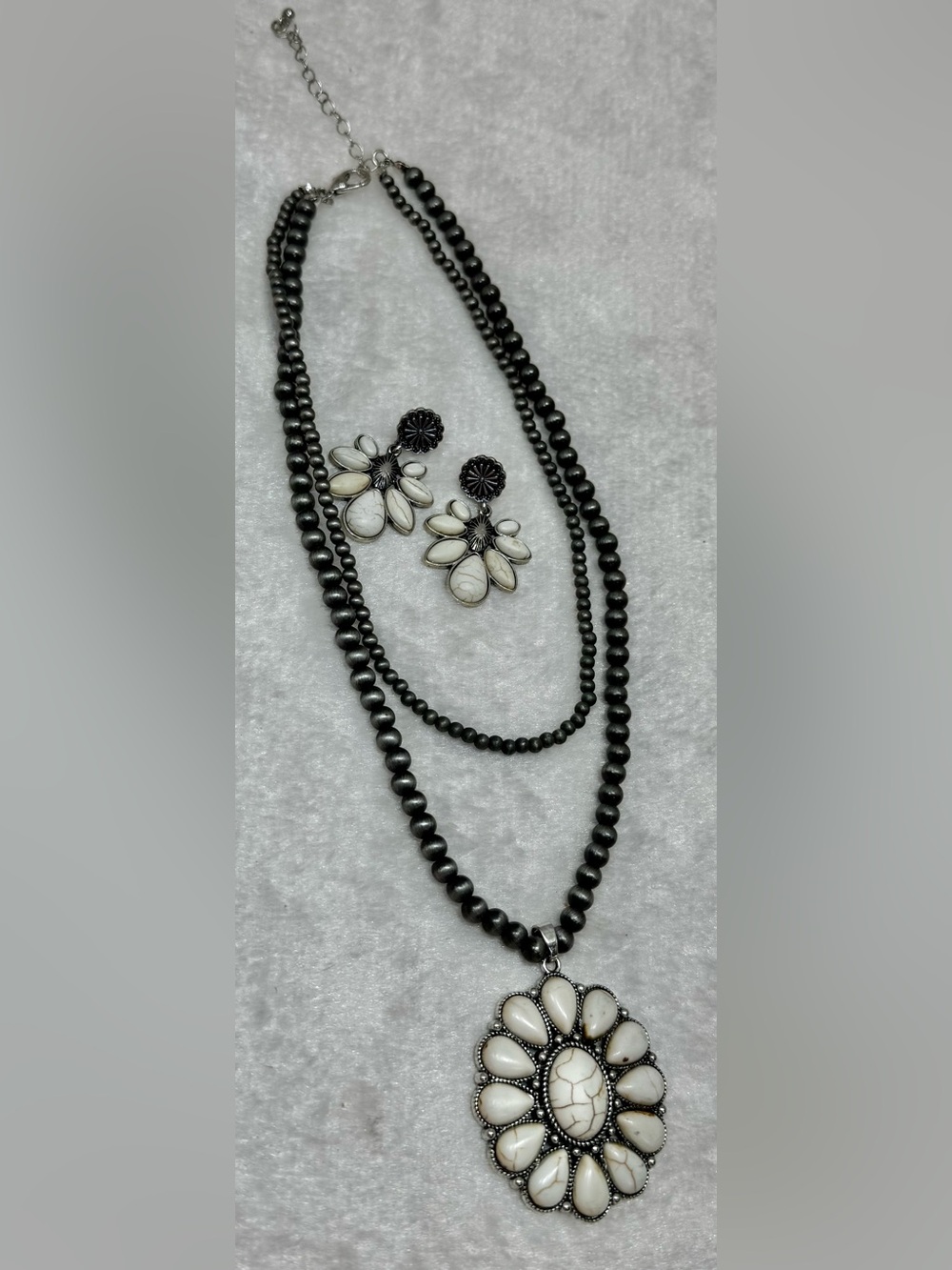 Coastal Cowgirl Ivory Stone Rosette Pendant Necklace Earrings Set
